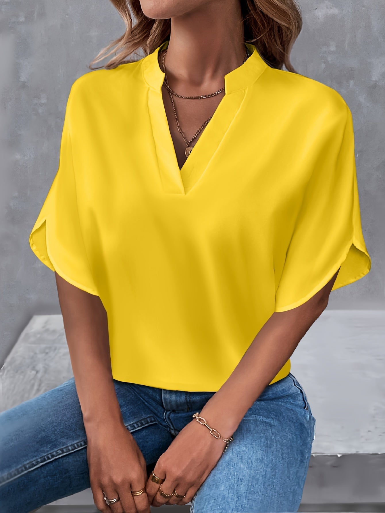 Scarlett | Blouse élégante à encolure en V