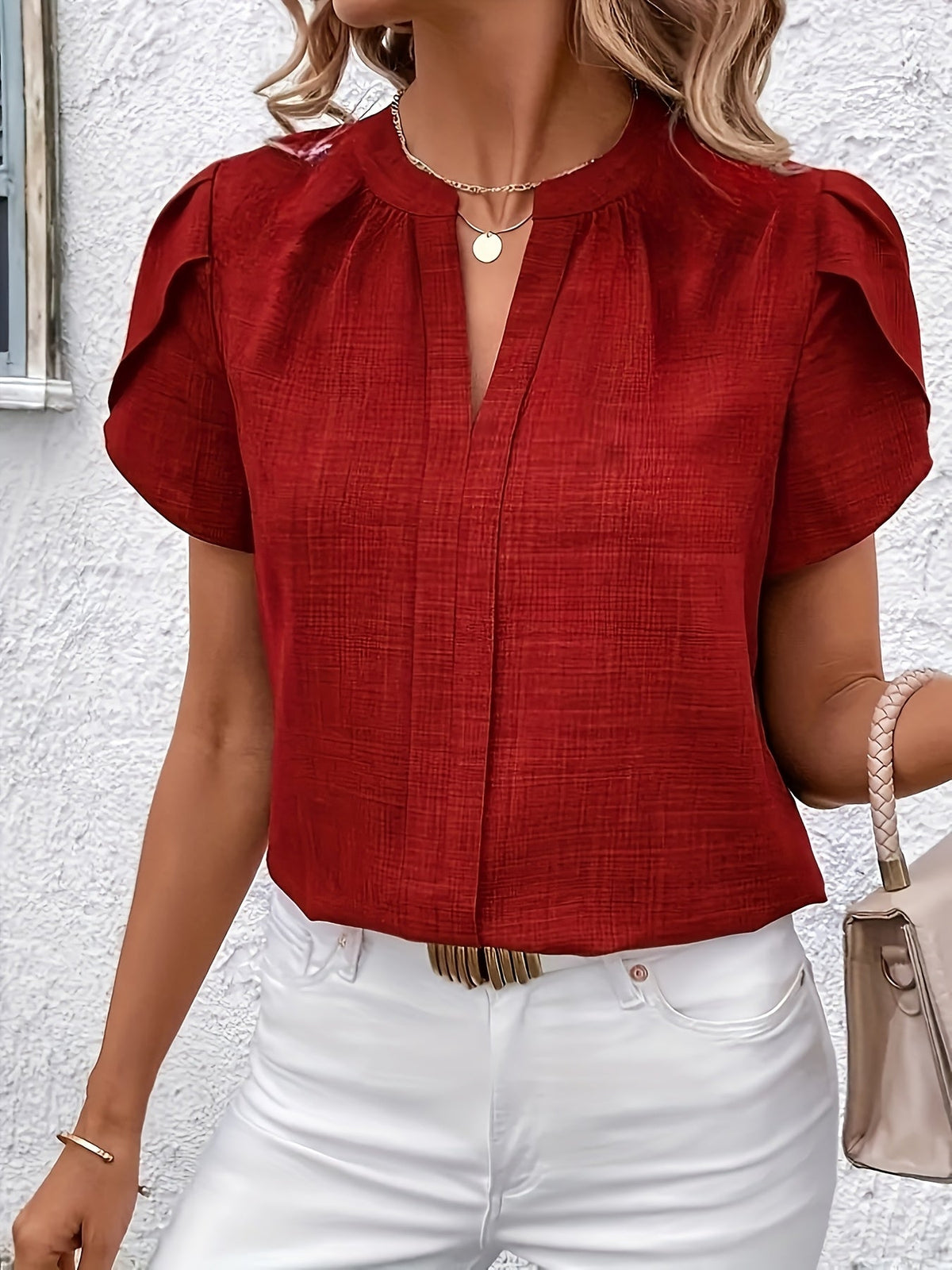 Delilah | Blouse à manches en pétales et encolure en V